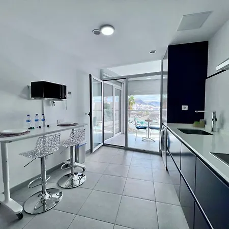 Con Terraza Y Vistas شقة *