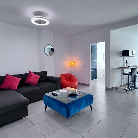 Con Terraza Y Vistas *