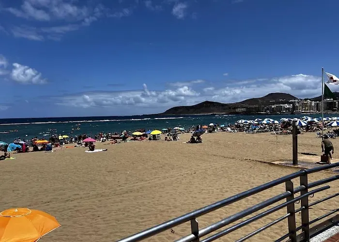 Con Terraza Y Vistas