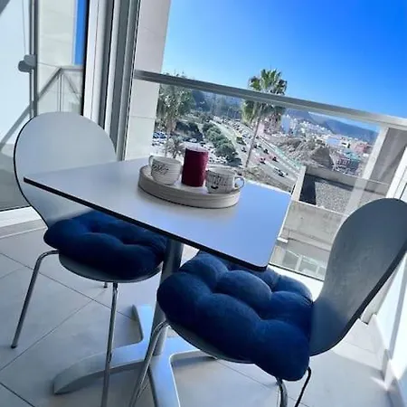 Con Terraza Y Vistas 아파트 *